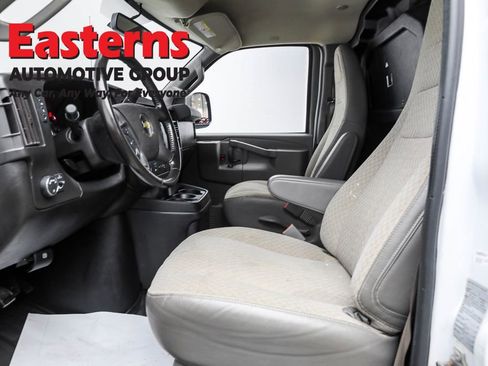 Used 2021 Chevrolet Express 2500 w/ Driver Convenience Package RWD image 14
