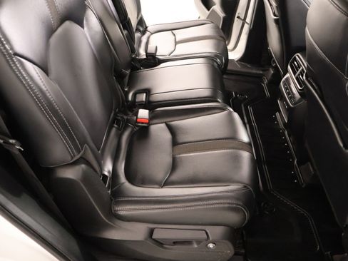 Used 2025 Honda Pilot EX-L image 15