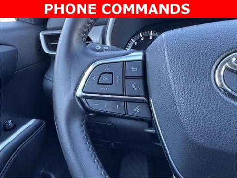 Certified 2020 Toyota Highlander XLE image 31