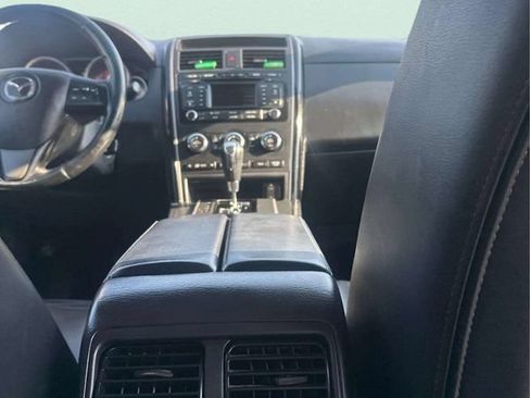 Used 2011 MAZDA CX-9 Touring w/ Moonroof & Bose Audio Pkg FWD image 12