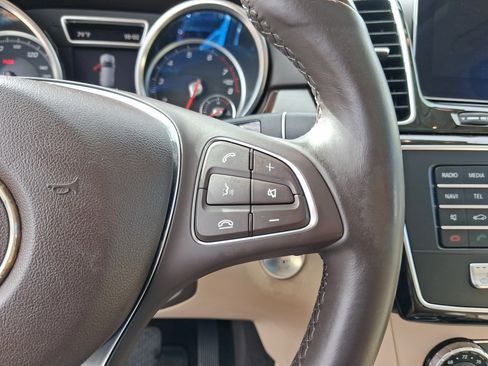 Used 2018 Mercedes-Benz GLE 350 image 19