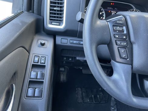 Certified 2024 Nissan Frontier SV image 13