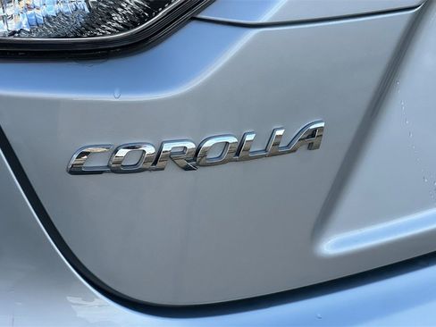 Certified 2025 Toyota Corolla LE image 26