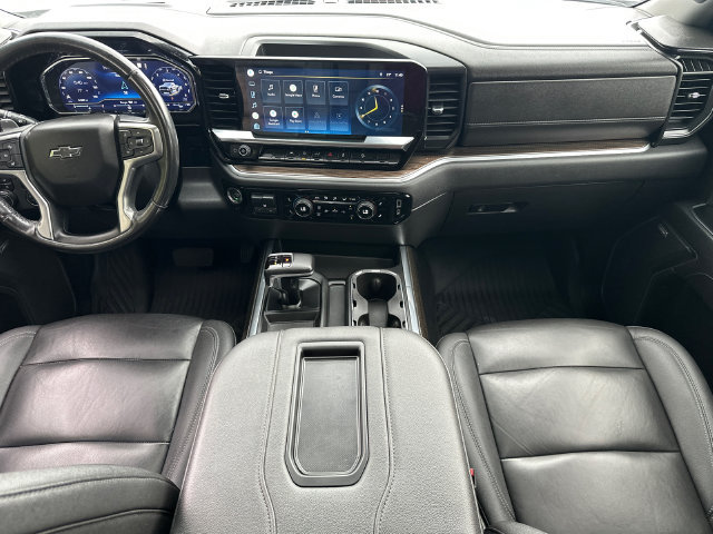 Used 2022 Chevrolet Silverado 1500 LT Trail Boss w/ Convenience Package II AWD/4WD image 38