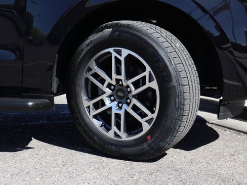 New 2026 Ford Expedition Max Active RWD image 13