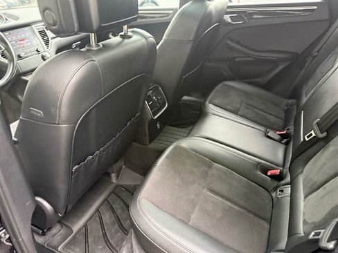 Used 2018 Porsche Macan S AWD/4WD image 27