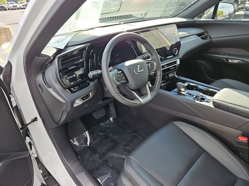 Used 2025 Lexus RX 350 F Sport image 19