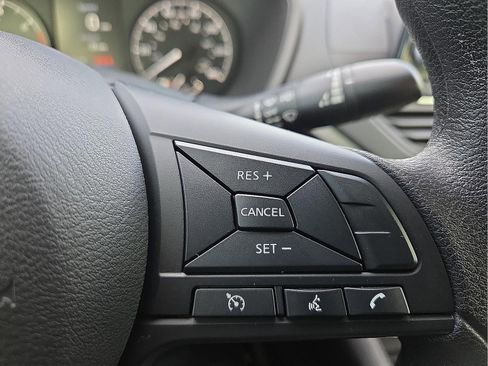 Used 2024 Nissan Altima 2.5 S image 17