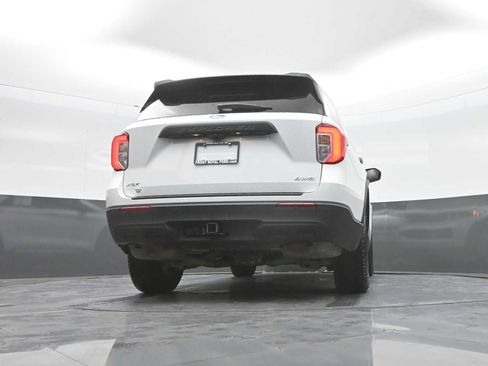 Used 2021 Ford Explorer XLT w/ Class III Trailer Tow Package AWD/4WD image 41