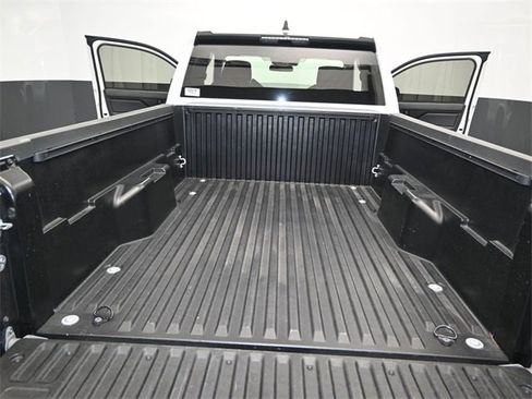 Used 2024 Toyota Tacoma SR image 14