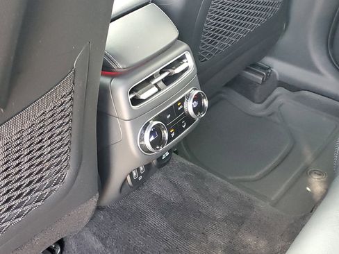 Used 2023 Genesis GV70 2.5T w/ Sport Prestige Package AWD/4WD image 12