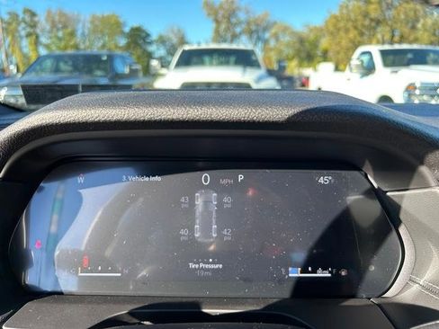 New 2025 Jeep Grand Cherokee 4WD image 23