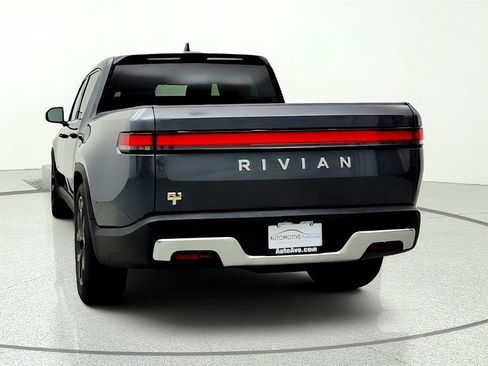 Used 2022 Rivian R1T Adventure AWD/4WD image 6