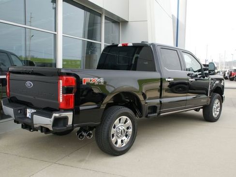 New 2026 Ford F250 Lariat AWD/4WD image 3