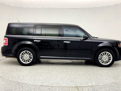 Used 2018 Ford Flex SEL w/ Equipment Group 202A image 4