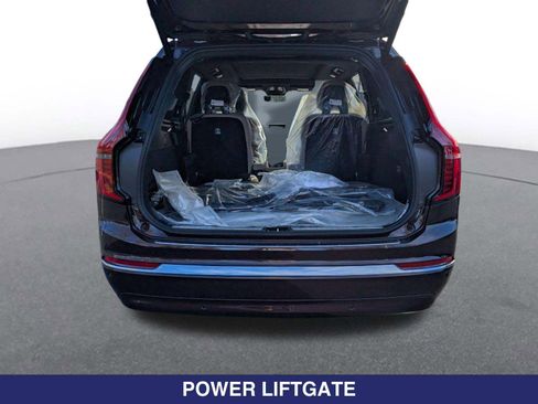 New 2026 Volvo XC90 B6 Plus w/ Protection Package Premier AWD/4WD image 21