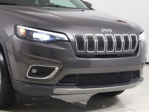 Used 2019 Jeep Cherokee Limited w/ Trailer Tow Group AWD/4WD image 36