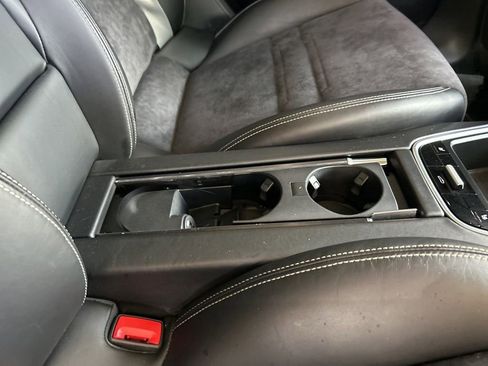 Used 2019 Porsche Panamera GTS AWD/4WD image 34