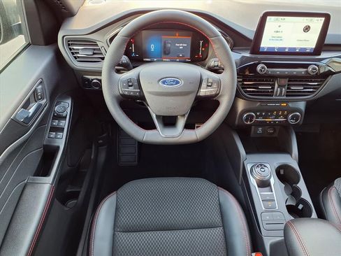 Used 2023 Ford Escape ST-Line image 12