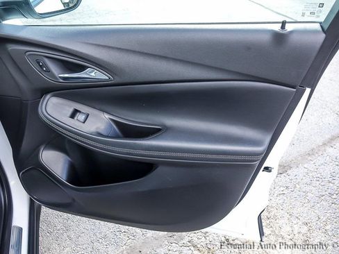 Used 2022 Buick Encore GX Essence w/ Experience Buick Package image 27