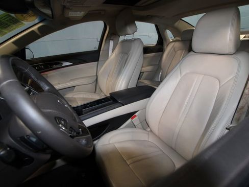 Used 2020 Lincoln MKZ Reserve w/ Elements Package FWD image 4
