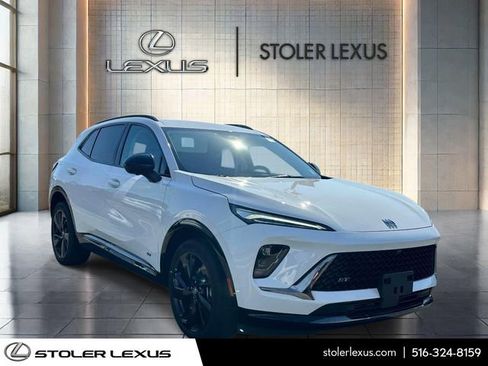 Used 2024 Buick Envision Sport Touring image 1