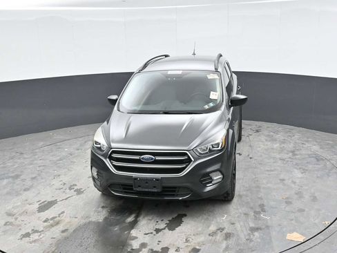 Used 2019 Ford Escape SE FWD image 16