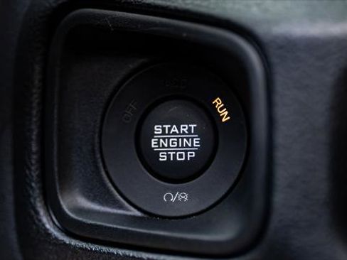 Used 2026 Jeep Wrangler Unlimited Sport AWD/4WD image 19