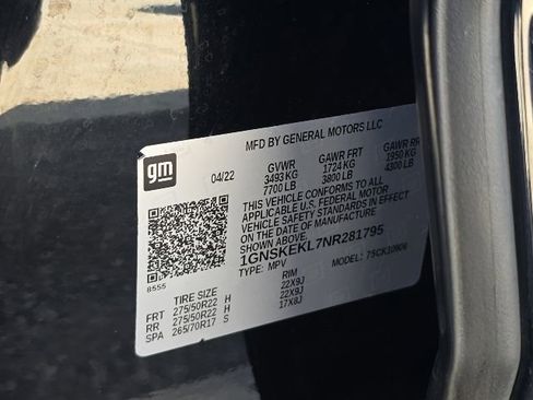 Used 2022 Chevrolet Suburban RST w/ Sport Performance Package AWD/4WD image 39