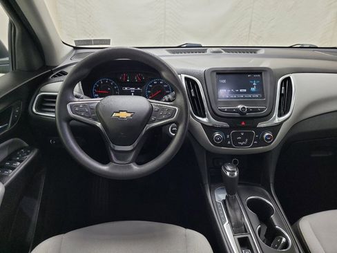 Used 2018 Chevrolet Equinox LS image 22