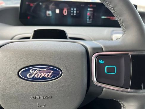 New 2025 Ford Expedition Max Active image 25