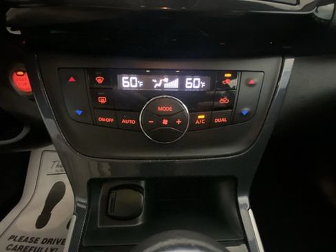 Used 2019 Nissan Sentra SR FWD image 18