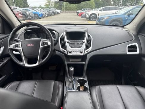 Used 2017 GMC Terrain SLT w/ Open Road Package AWD/4WD image 12