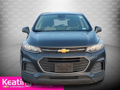 Used 2020 Chevrolet Trax LS FWD image 10