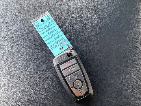 Certified 2022 Ford F150 XLT w/ Equipment Group 302A High image 60