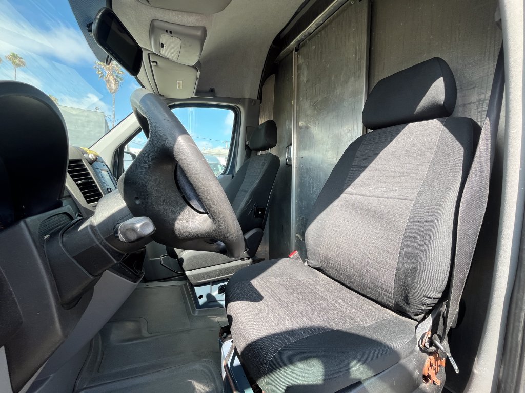 Used 2018 Mercedes-Benz Sprinter 2500 image 11
