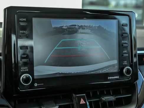 Used 2022 Toyota Corolla LE FWD image 24