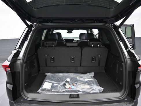 New 2026 Buick Enclave Preferred image 13