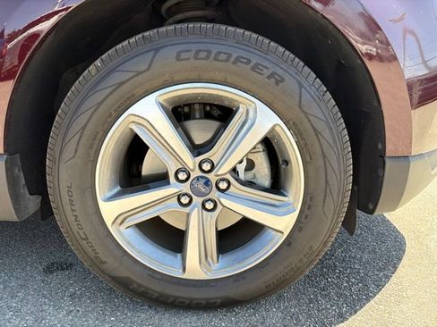 Used 2019 Ford Edge SEL w/ Equipment Group 201A FWD image 21