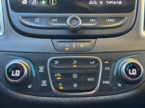 Used 2020 Chevrolet Malibu LT image 22