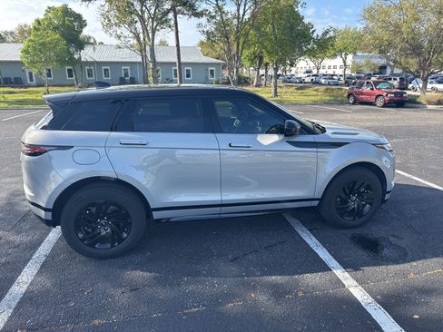Used 2023 Land Rover Range Rover Evoque R-Dynamic S image 5