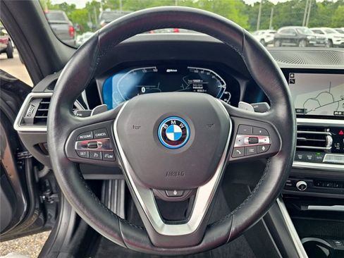 Used 2022 BMW 330e xDrive w/ Premium Package AWD/4WD image 42