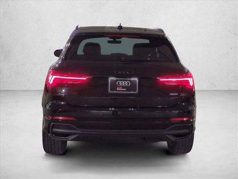Certified 2025 Audi Q3 2.0T Premium w/ Convenience Package image 8
