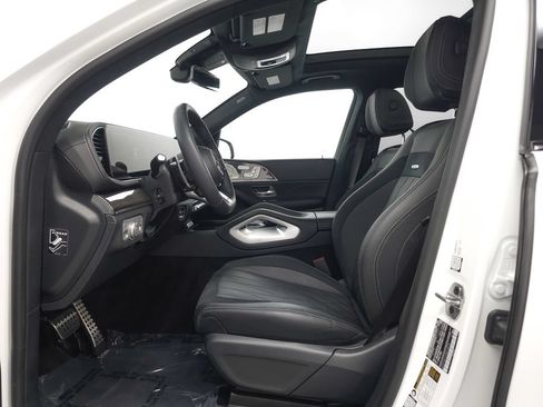Used 2026 Mercedes-Benz GLS 63 AMG 4MATIC image 8