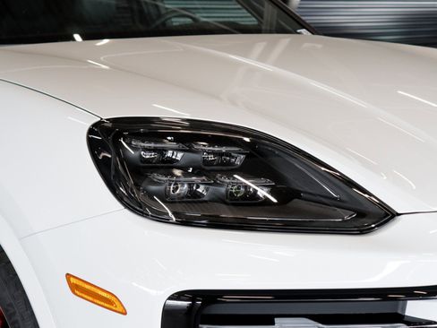 New 2026 Porsche Cayenne S image 24