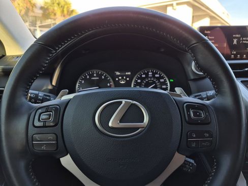 Used 2018 Lexus NX 300 FWD image 14