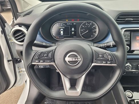 New 2025 Nissan Versa SV image 9