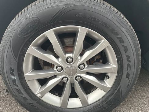 Used 2017 Dodge Durango AWD w/ Trailer Tow Group IV image 13