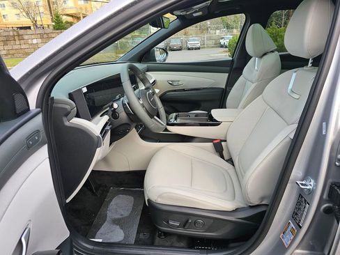 New 2026 Hyundai Tucson Limited image 18