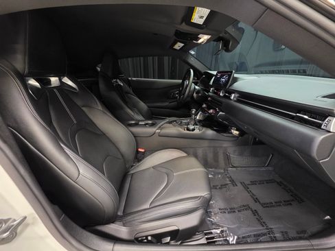 Used 2024 Toyota Supra RWD image 32